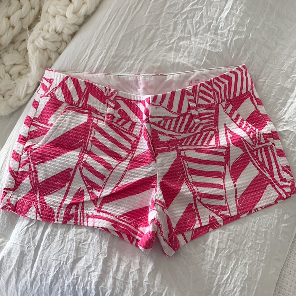 Lilly Pulitzer pink & white the Walsh short